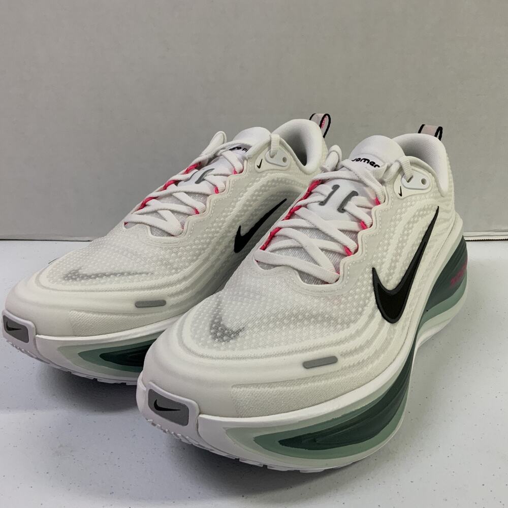 Nike Vomero Plus White Black Slate Pink HV8150 110 Size 10.5 Run Club Running